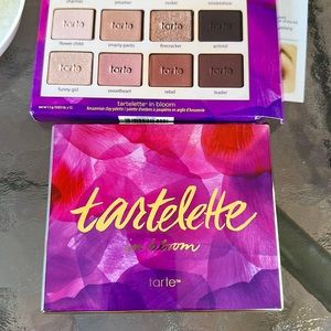NWT!!! tarte eyeshadow in bloom Amazonian clay palette